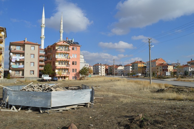 devam eden proje y. beyazit parki karsisi (2)